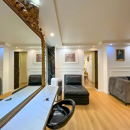 Urbanflat 42 - Amazing Game Of Thrones Flat In *
